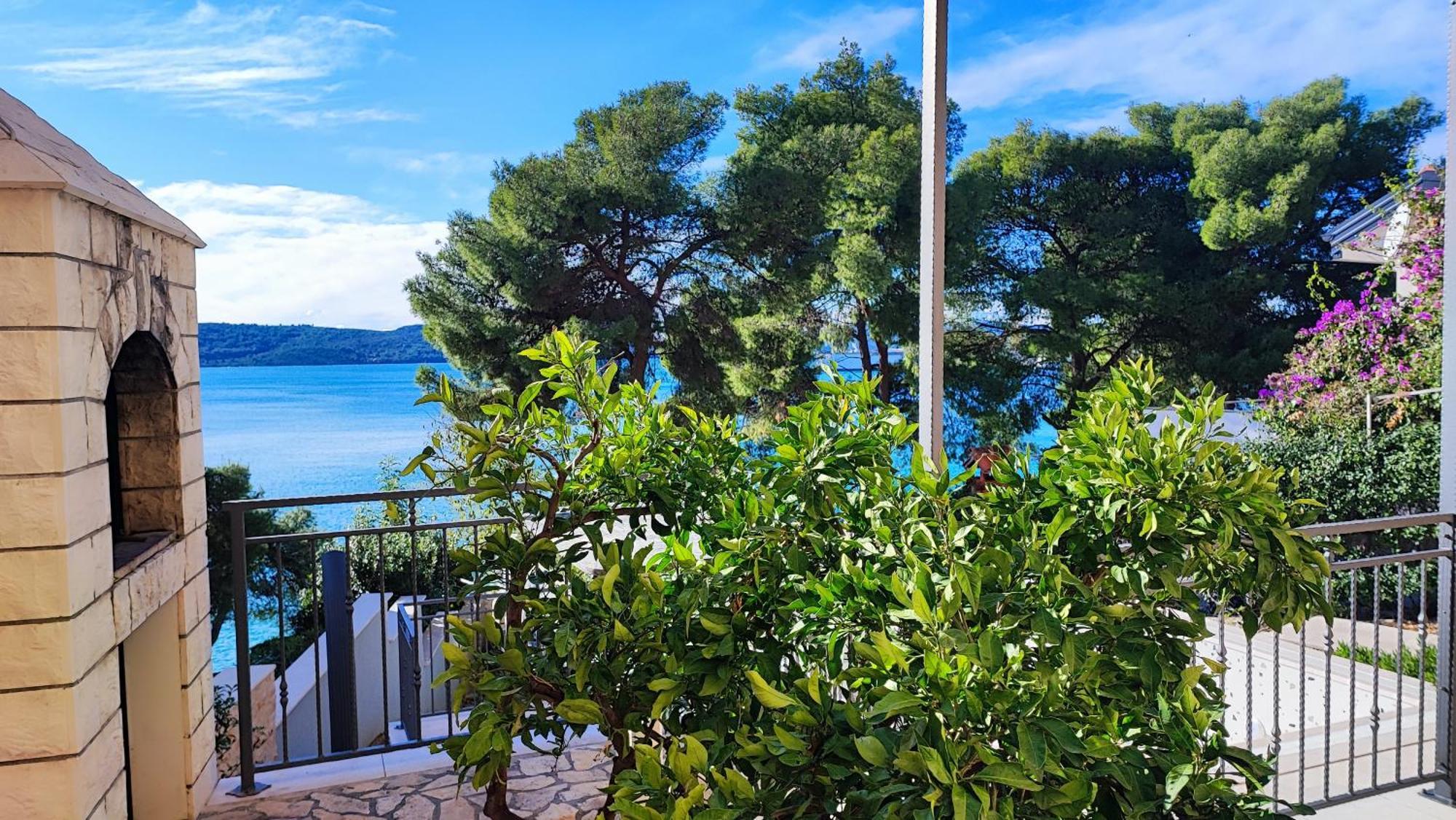 Villa Penava, Private Beach, Pool And 7Min To Trogir Exteriér fotografie