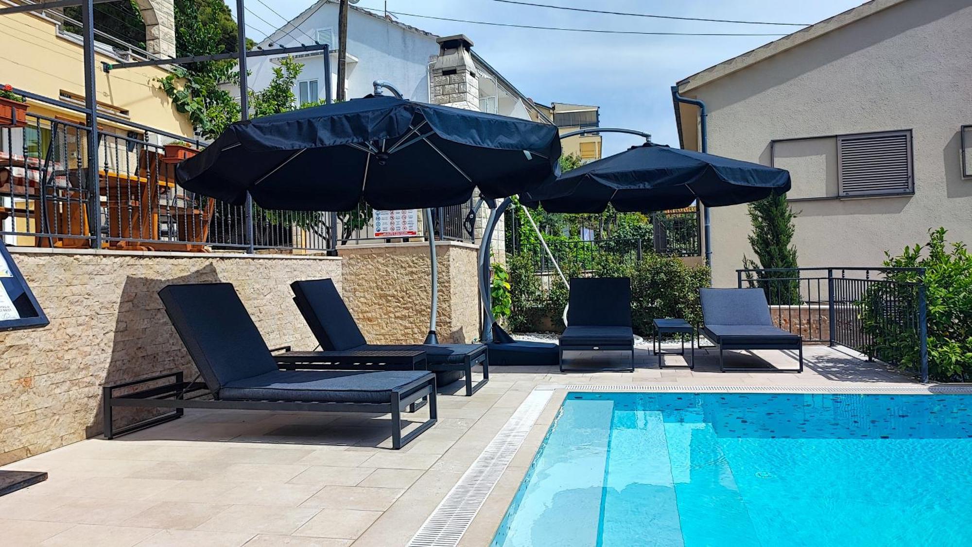 Villa Penava, Private Beach, Pool And 7Min To Trogir Exteriér fotografie